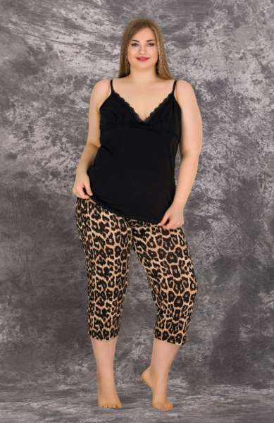 Lady - Battal Büyük Beden Viskon Leopar Desenli Askılı Kapri Pijama Takımı