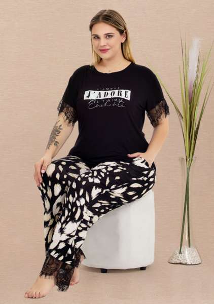 Büyük Beden Kısa Kollu Desenli Pijama Takımı