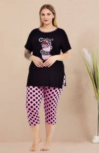 Lady - Büyük Beden Puantiyeli Kısa Kollu Kapri Pijama Takımı