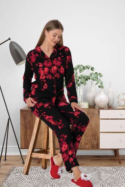 Çiçek Desenli Boydan Düğmeli Kadın Pijama Takımı