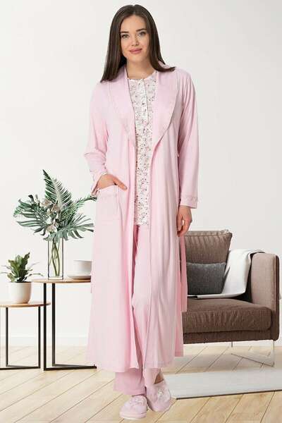 Çiçek Desenli Büyük Beden Sabahlıklı Pijama Takımı