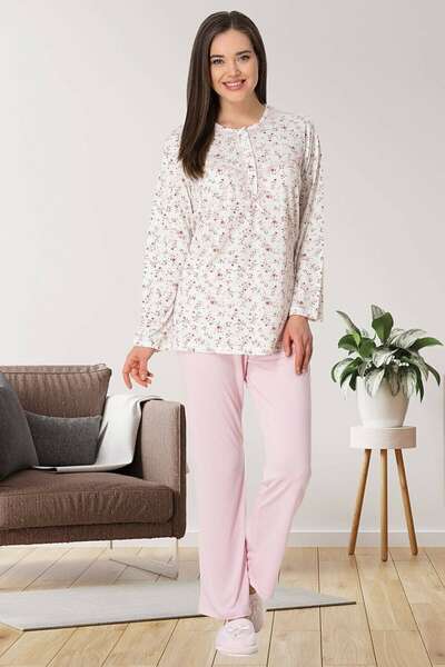 Çiçek Desenli Büyük Beden Sabahlıklı Pijama Takımı