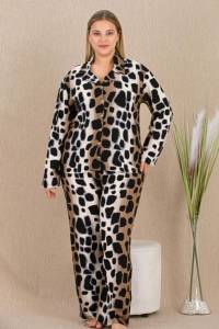 Lady - Desenli Büyük Beden Önden Düğmeli Uzun Kollu Dokuma Pijama Takımı (1)