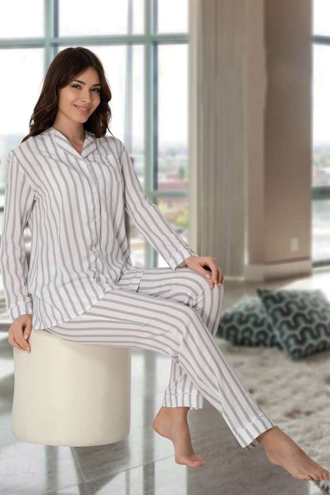 Effortt - Gri Çizgili Önden Düğmeli Hamile Lohusa Pijama Takımı