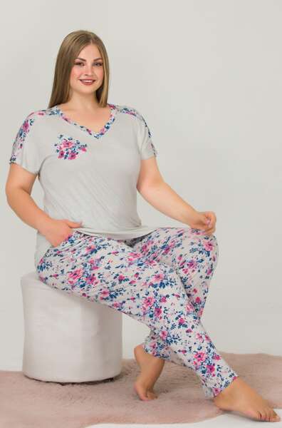 Lady - Gri Çiçekli Kısa Kollu Büyük Beden Pijama Takımı (1)