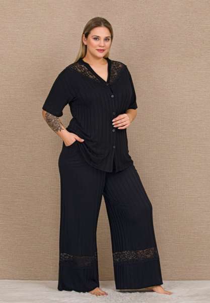 Lady - Siyah Kısa Kollu Dantelli Önden Düğmeli Büyük Beden Pijama Takımı (1)