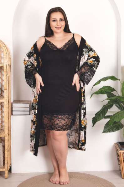Siyah Çiçek Desenli Viskon Büyük Beden Sabahlıklı Gecelik Takımı
