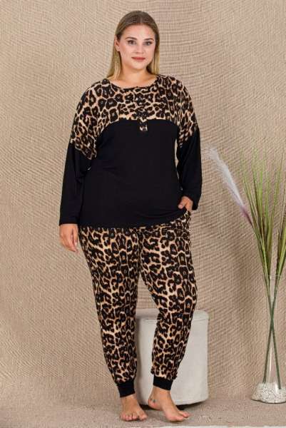 Leopar Desenli Büyük Beden Uzun Kollu Pijama Takımı