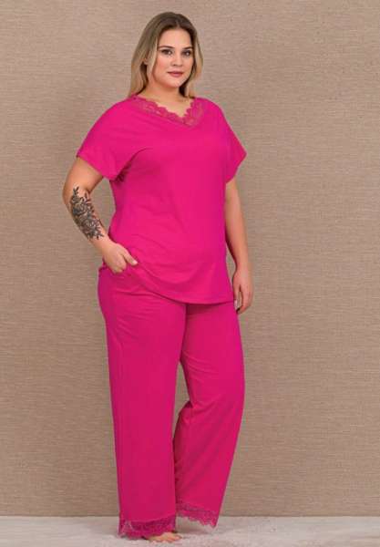 Pembe Pamuklu Büyük Beden V Yaka Bol Paça Pijama Takımı