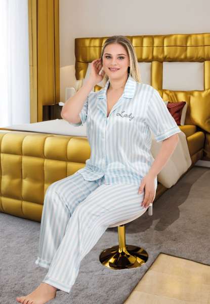 Saten Mavi Çizgili Büyük Beden Pijama Takımı