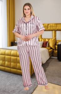 Lady - Saten Pembe Çizgili Kısa Kollu Büyük Beden Pijama Takımı