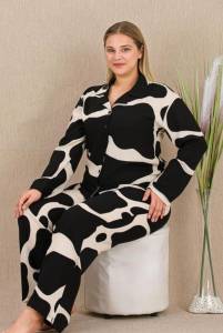 Lady - Siyah Beyaz Dokuma Kumaş Önden Düğmeli Büyük Beden Pijama Takımı (1)