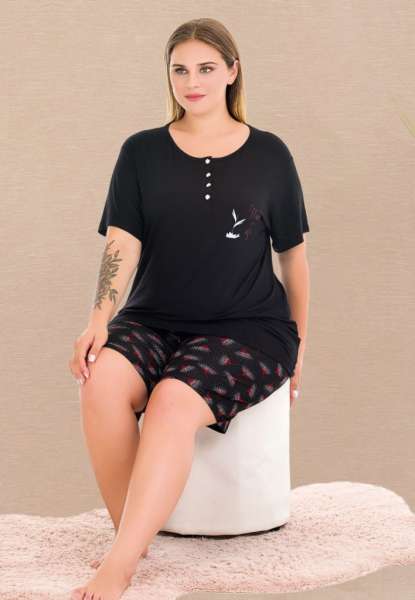 Siyah Büyük Beden Desenli Şort Takımı