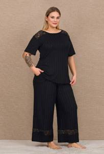 Lady - Siyah Dantelli Kısa Kollu Bol Paça Büyük Beden Kadın Pijama Takımı