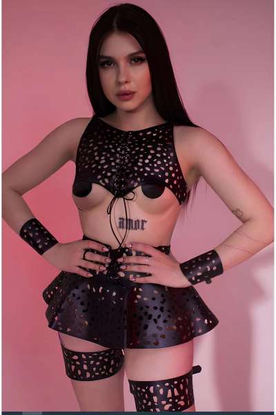 by İGP - Siyah Lazer Kesim Deri Büstiyer Erek Takım