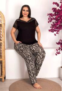 Lady - Siyah Zebra Dantelli Kısa Kollu Büyük Beden Kadın Pijama Takımı (1)