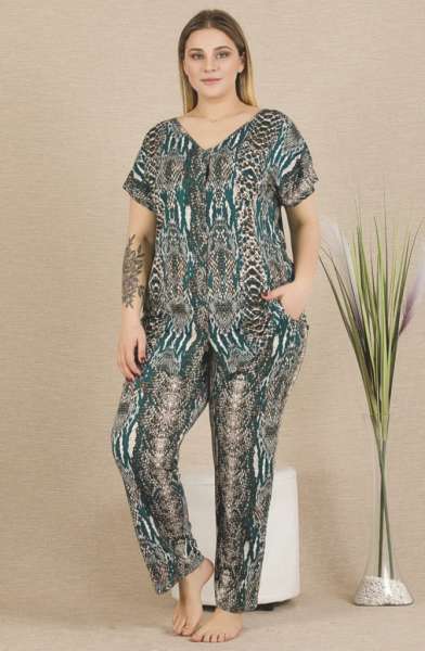 Yılan Desenli Büyük Beden Kısa Kollu Pijama Takımı