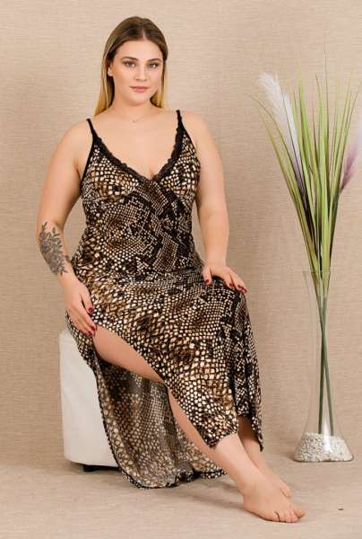 Yılan Desenli Yırtmaçlı Büyük Beden Elbise Gecelik